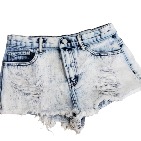 distressed short shorts